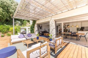 Outdoor dining - (Clapiers)