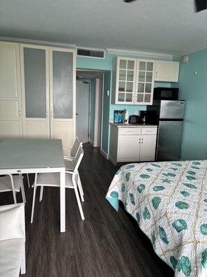 1 Schlafzimmer, Internetzugang, Bettwäsche