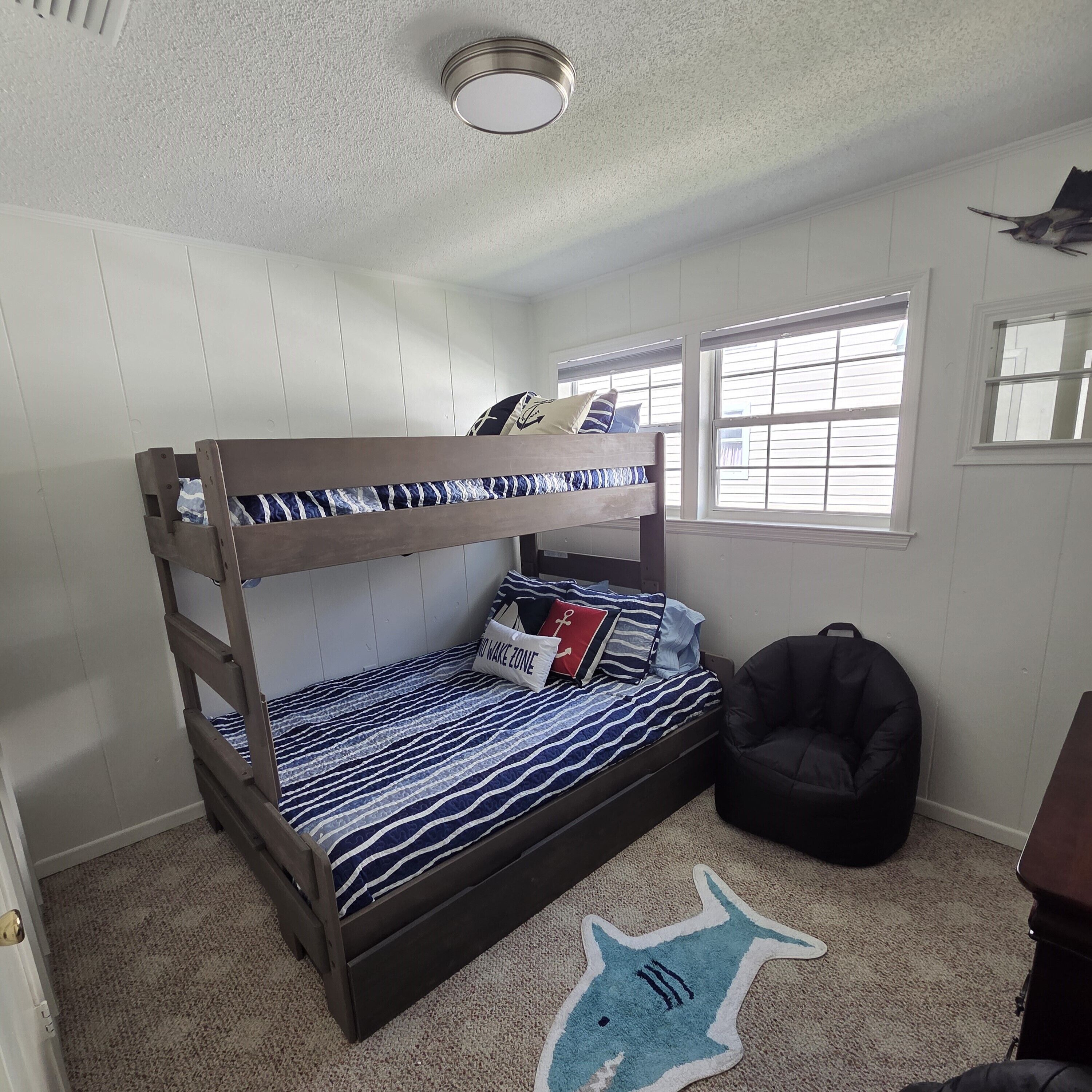 Maison Signature, 3 chambres, patio, vue sur la baie | Décor unique, ameublement unique, fer et planche à repasser