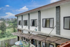 Exterior - OYO 95119 Syariah Sm (Megamendung)