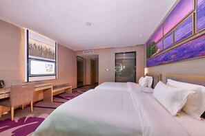 Business Twin Room | Desk, laptop workspace, blackout curtains, free WiFi - Lavande Hotel Guangzhou Dongxiaonan (Guangzhou)