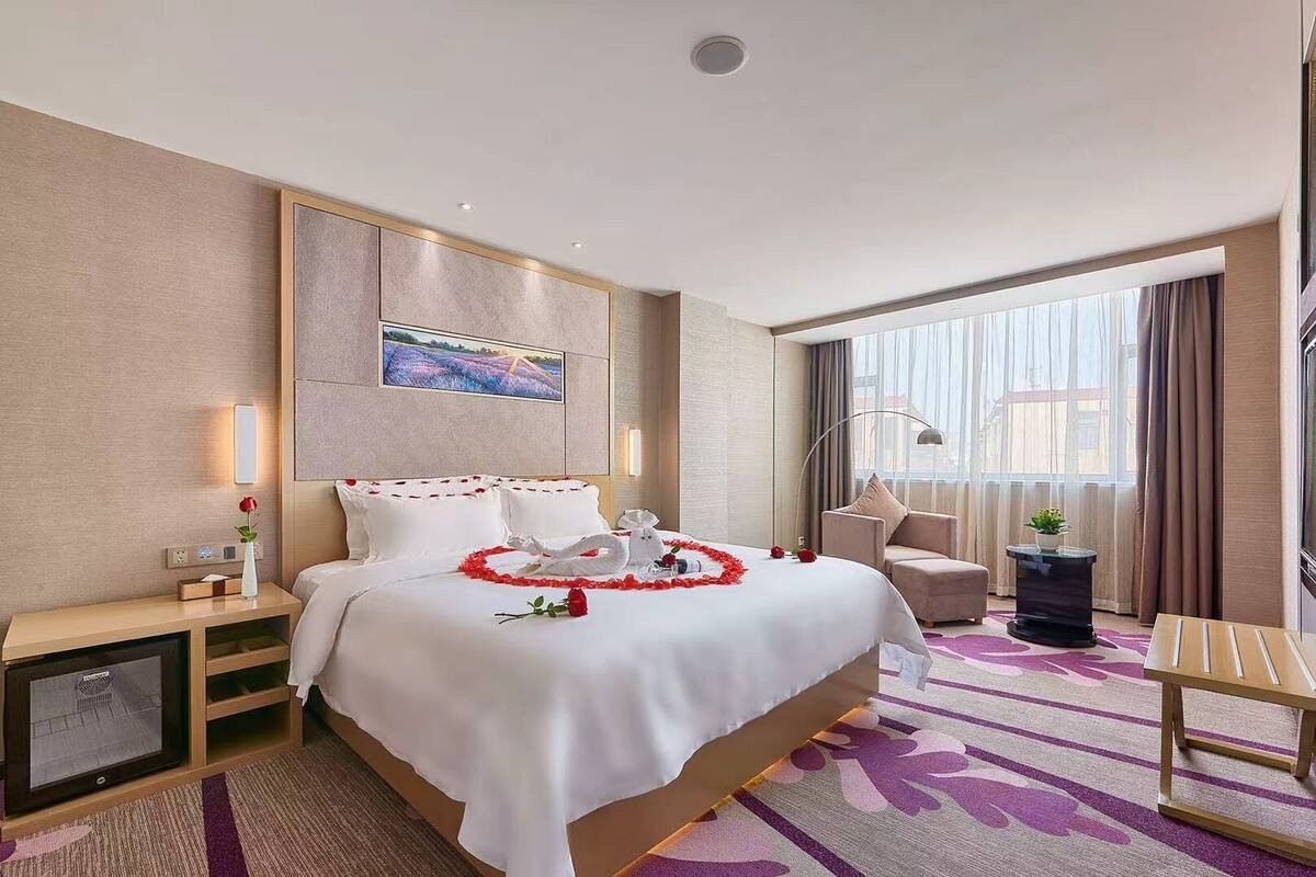 Superior Suite, City View | View from room