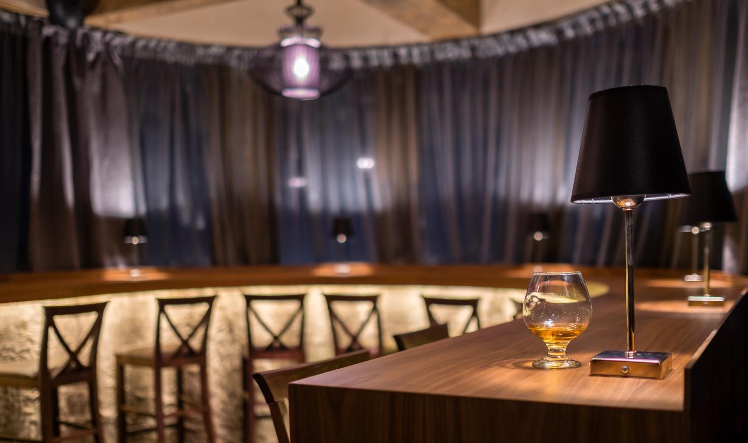 بار (في المنشاة)