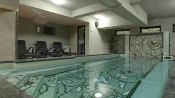 Indoor pool, outdoor pool