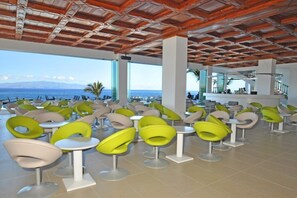 Outdoor dining - Hotel Stil Los Gigantes - Adults Only (Santiago del Teide)