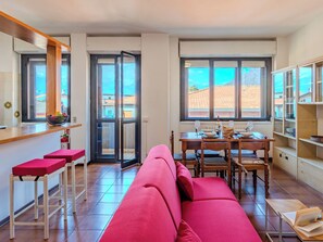 TV - Como Lake Blu & Green by Interhome (Dervio)