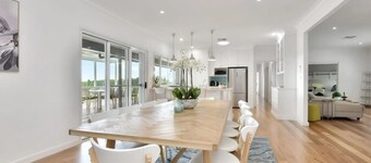 Palmers Lane Vineyard Homestead and Cottage