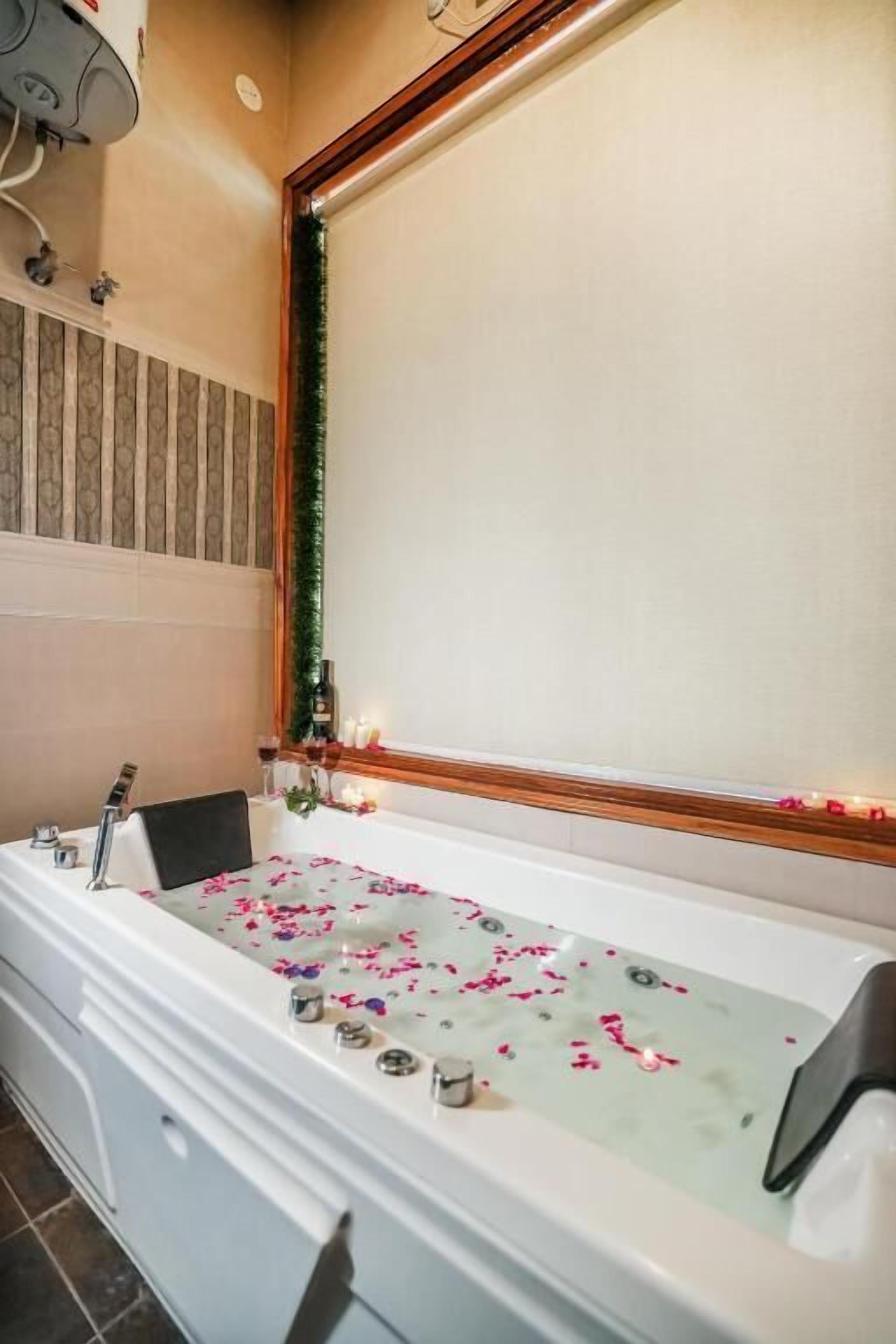 Deluxe Villa, Hill View | Bathroom