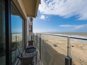 Property grounds - Beautiful apartment with stunning sea view (Middelkerke)