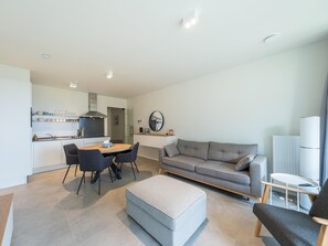 TV - New-build apartment near the city center (Middelkerke)