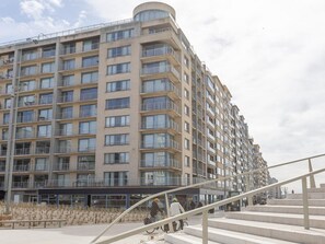 Exterior - Apartment with frontal sea-views (Middelkerke)