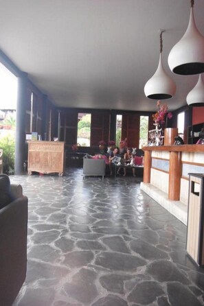 Lobby - Kontiki Beach Resort Curacao (Willemstad)