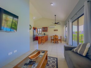 Living area - Relax and Enjoy at La Colina 8024 (Playas del Coco)