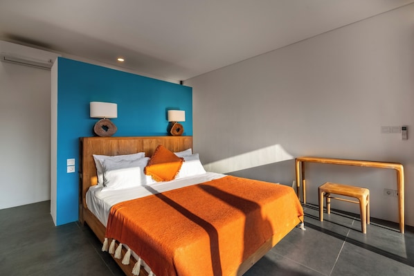 1 bedroom, internet, bed sheets