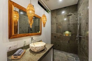 Towels, toilet paper