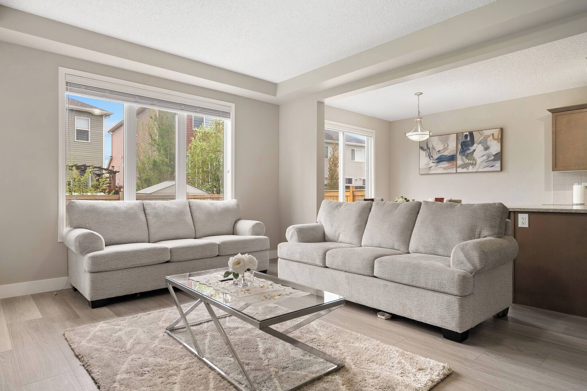 House, 3 Bedrooms, Balcony | Living room