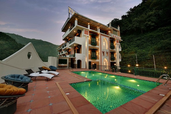 Outdoor pool