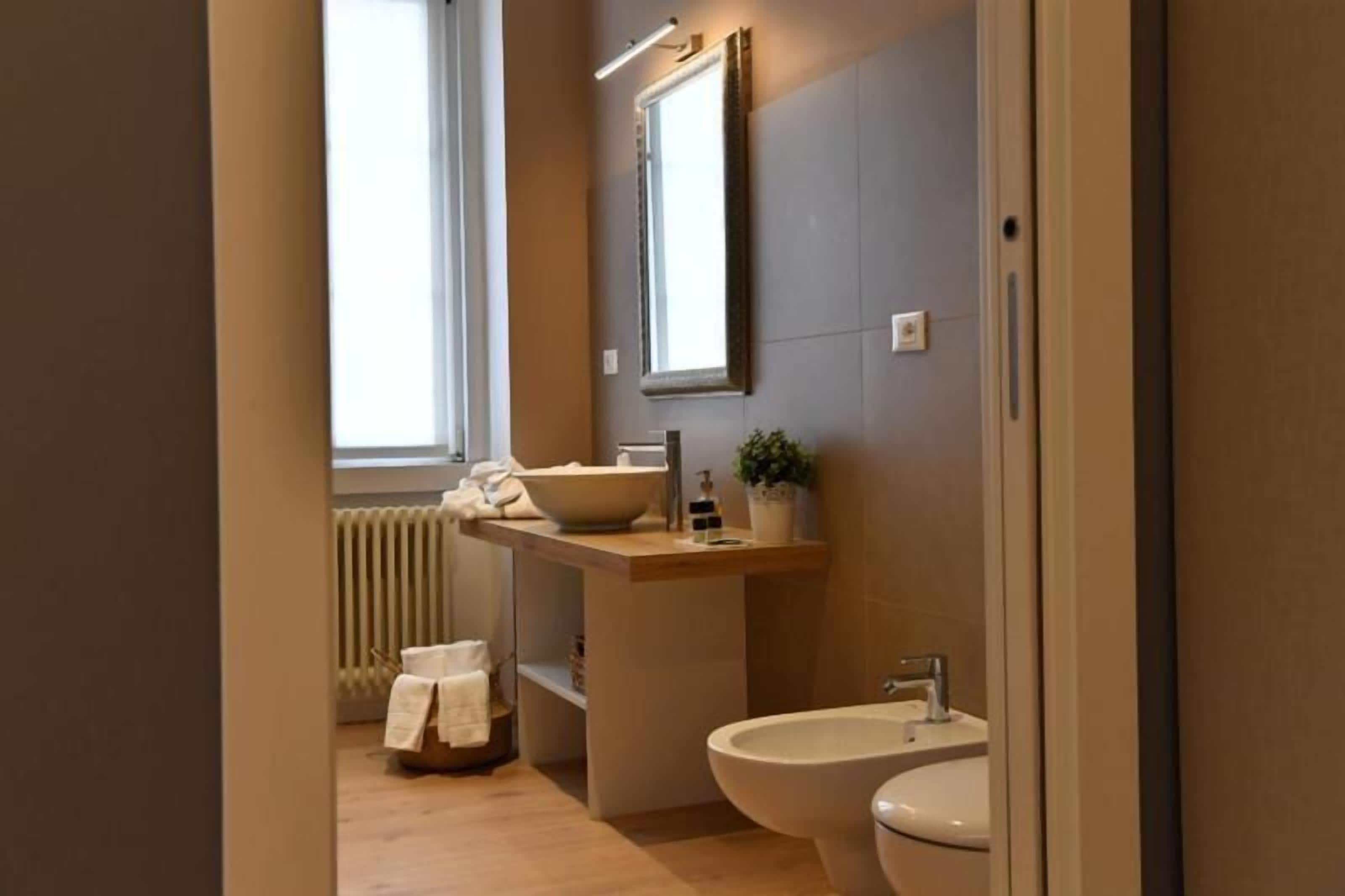 Suite, balcone, vista città (Private access to Sauna) | Bagno