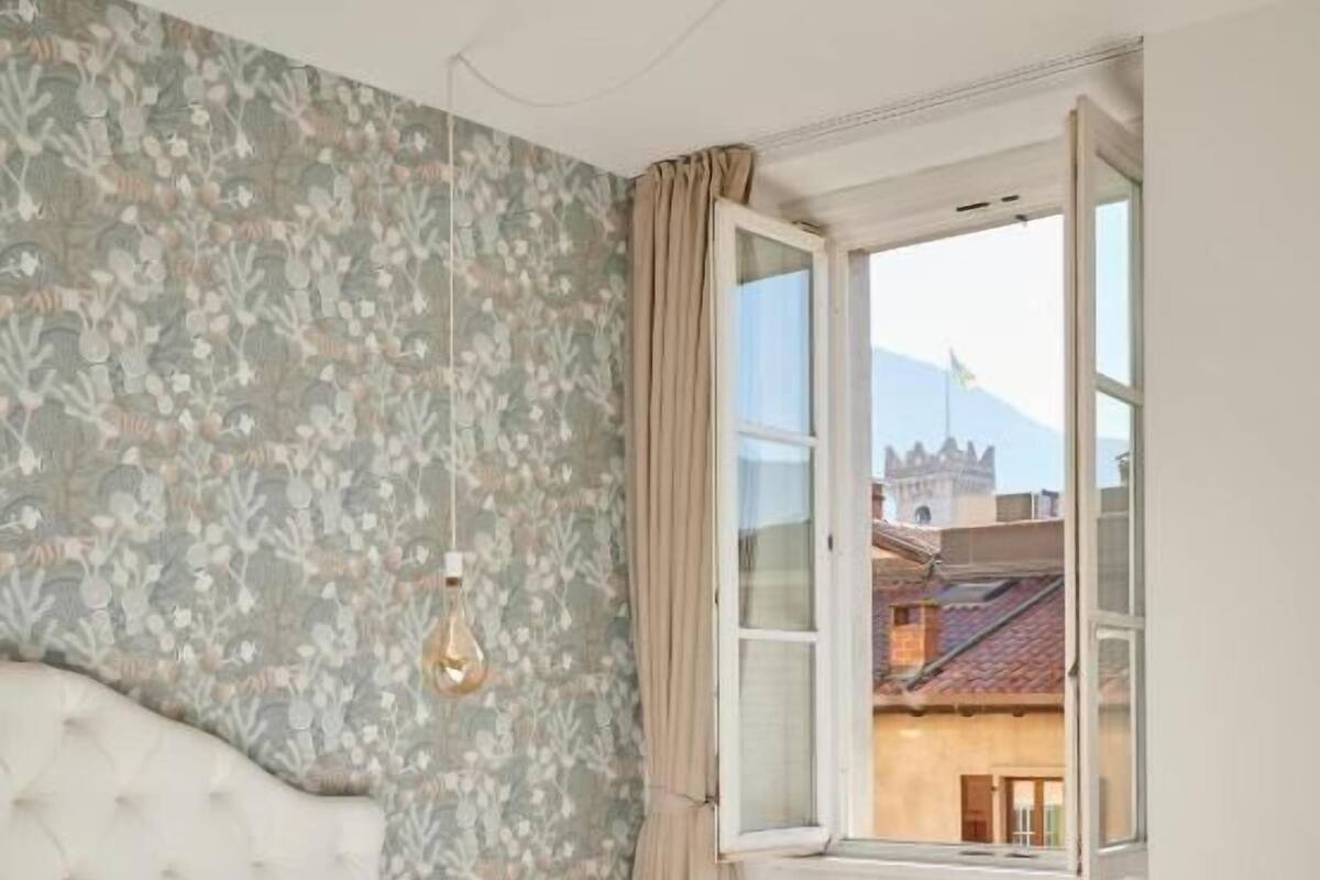 Doppelzimmer, Balkon, Stadtblick