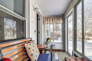Interior - Families Welcome! Colorful Berkley Home w/ Yard (Berkley)
