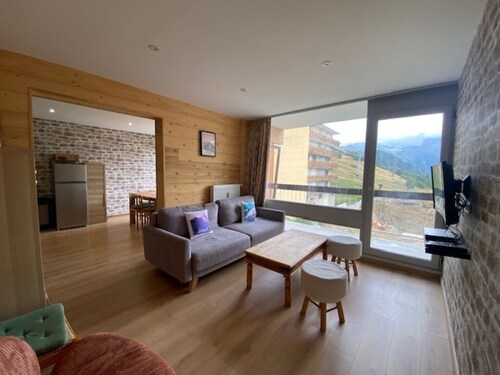 Fully renovated apartment at the foot of the slopes and Télémix Belle Étoile