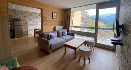 Fully renovated apartment at the foot of the slopes and Télémix Belle Étoile