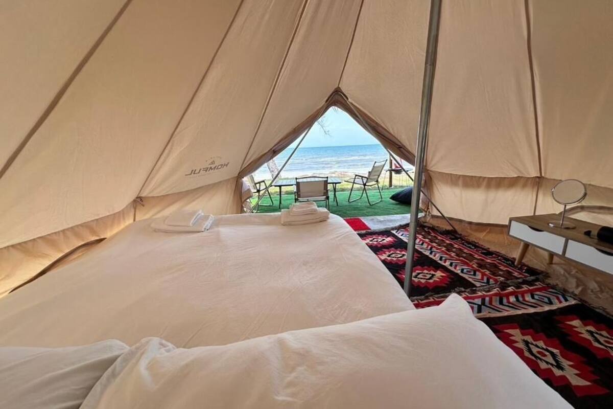 Tenda, pemandangan laut | Tirai kedap cahaya dan Wi-Fi gratis