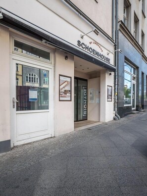 Exterior detail - Schoenhouse Apartments (Berlin)