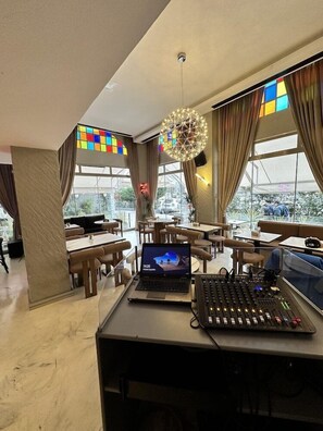 Interior - Atik Port Hotel (Istanbul)