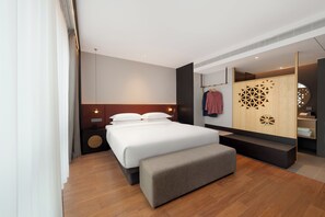 Suite familiar, 2 habitaciones, Servicio de limpieza, vistas a la ciudad | Ropa de cama de alta calidad y edredones de plumas