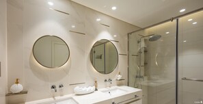Apartment, Balcony, Ocean View | Bathroom - LUX Atlantis View Luxury Beach Suite 2 (Dubai)