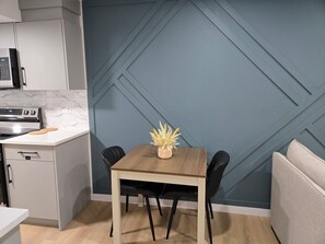 Dining - Beautiful Home in Edmonton (Edmonton)
