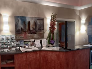 Lobby - Hotel West (Frankfurt)