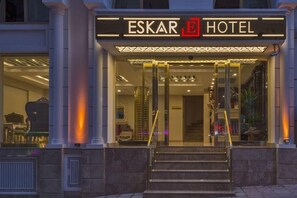 Exterior detail - Eskar Hotel (Istanbul)