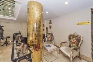 Interior - Eskar Hotel (Istanbul)