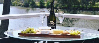 Set on the Wallamba river. Beautifully appointed 2 bedroom cottage. Pets welcome