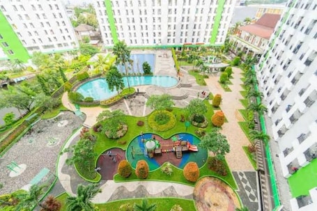 Exterior. Japlen Room