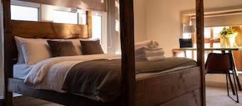 The Milestone Ripponden