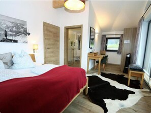 3 bedrooms, bed sheets - Vacation home with pool for 6 people, 3 bedrooms, 128m² (Inzell)
