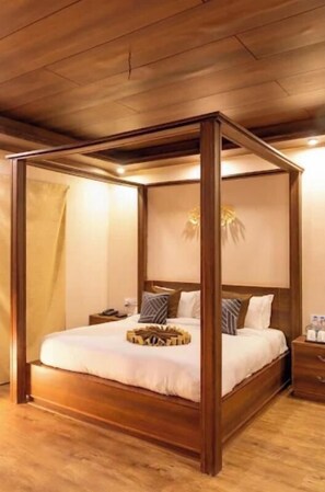 Habitación superior con 1 cama doble o 2 individuales | Wifi gratis