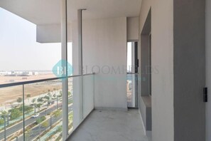 Interior - Bloomfields Mesmerizing 1BR in Oasis (Abu Dhabi)