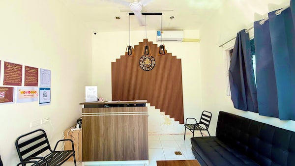 Silver Oaks Guest House - Patong Beach