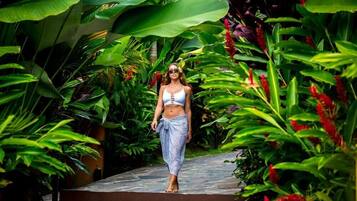 Khuôn viên nơi lưu trú