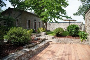 Terrace/patio - Small house with garden in the heart of the city (Coutances)