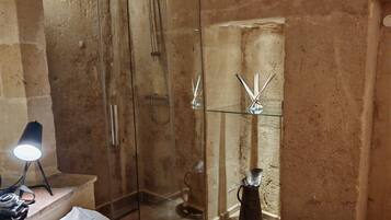 Chambre Double Supérieure | Salle de bain