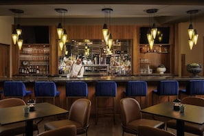 Bar (en la propiedad)