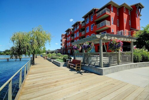 Manteo Resort Waterfront Hotel Villas
