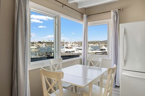 Dining - 2BDR Bayfront Condo w/ Dock Access | Edgewater (Newport Beach)