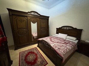 Room - High Ceiling Seaview Apartment (Al Ibrahimeyah Bahri WA Sidi Gaber)