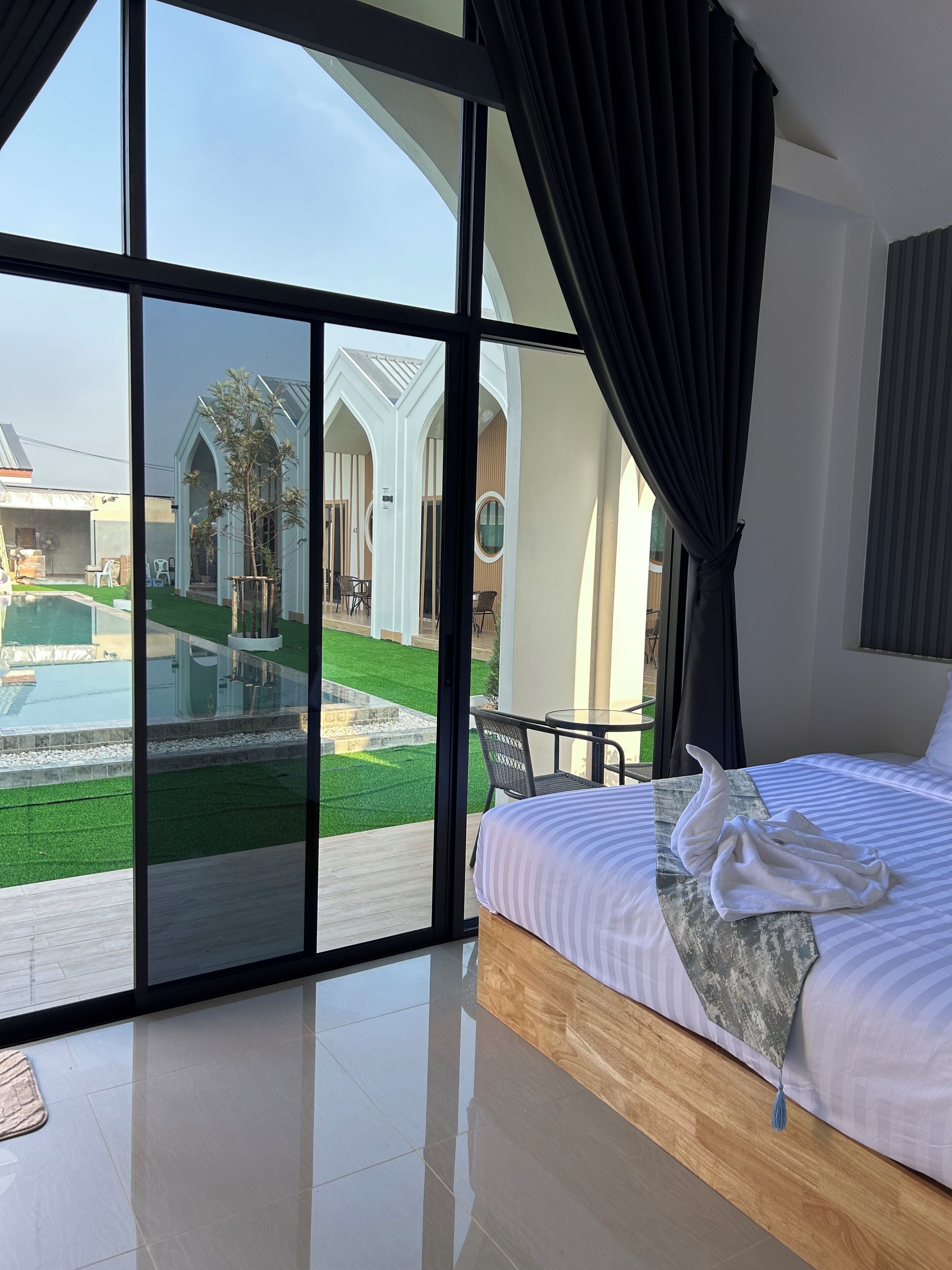 Chambre Deluxe, non-fumeurs, vue piscine | Wi-Fi gratuit